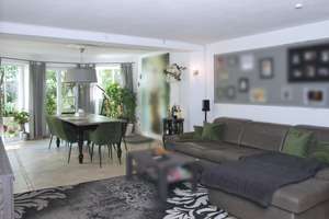 Doppelhaushälfte mit zwei Wohnungen, Garage und Garten in Landshut-Achdorf - von privat, kein Makler – Die vollständige Adresse der Immobilie erhältst du vom Anbieter., 84036 Achdorf, Landshut – Vorschaubild 8