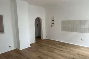 Modernisierte 4-Zimmer-Wohnung mit ca. 97 m² in Wuppertal-Barmen – Farbmühle 6, 42285 Barmen, Wuppertal – Vorschaubild 2