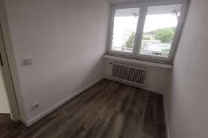 Erstbezug nach Renovierung 2 Zimmer  Wohnung ab sofort zu vermieten