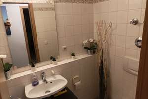 ZWISCHENMIETE: Vollmöblierte 2-Zimmerwohnung mit Terrasse, 20 min zur Innenstadt – Neumarkter Straße 86, 81673 Echarding, München – Vorschaubild 6