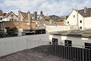 Lichtdurchflutete 4-Zimmer-Wohnung mit großer Dachterrasse in begehrter Lage direkt am D-Marktplatz! – 40213 Altstadt, Düsseldorf – Vorschaubild 8