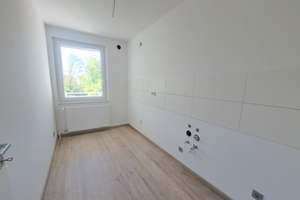 Frisch sanierte 2-Zimmer-Wohnung mit Balkon in Bremerhaven-Lehe – Krüselstraße 24, 27580 Lehe, Bremerhaven – Vorschaubild 4