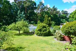 Sonniges Haus, direkt am Waldrand, großer Garten - ruhig, grün, schön! – Die vollständige Adresse der Immobilie erhältst du vom Anbieter., 12623 Mahlsdorf, Berlin – Vorschaubild 2