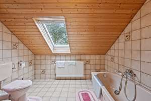 Großzügiges Bauernanwesen mit Haus, Scheune und Wiesengrundstück – Die vollständige Adresse der Immobilie erhältst du vom Anbieter., 74921 Helmstadt-Bargen – Vorschaubild 11