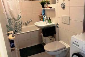 Stilvolle,  2-Zimmer-Wohnung mit Balkon und EBK in Moosach, München – Koblenzer Straße 3, 80993 Alt-Moosach, München – Vorschaubild 3