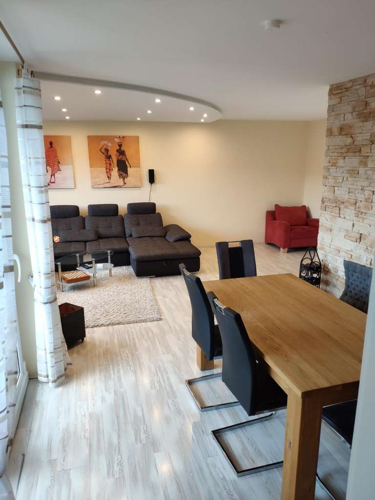 Immobilie in Wiesenbach - Kapitalanlage - Elegante 4-Zimmer-Wohnung mit Balkon im 1. OG in Wiesenbach - Bild 4