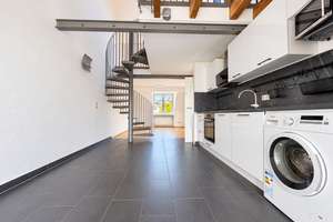 Düsseldorf-Oberbilk: Charmante 2-Zimmer-Dachgeschosswohnung mit Galerieebene und Balkon! – 40227 Oberbilk, Düsseldorf – Vorschaubild 5