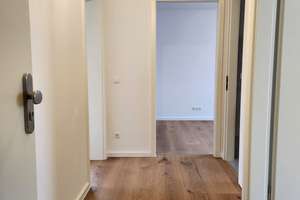 Erstklassige City-West-Lage- Nähe KaDeWe - Vollsanierte, helle und ruhige Wohnung mit Balkon – Grainauer Str. 7, 10777 Wilmersdorf, Berlin – Vorschaubild 9