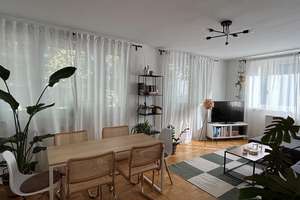 FRANKFURT CITY ! DIREKT AM RÖMER ! 2- Zimmer I Küchenzeile I Renoviert I Parkett I Aufzug