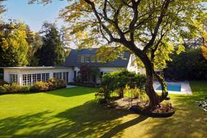Villa mit Parkgrundstück und Außenschwimmbad in Meerbusch - Büderich – Die vollständige Adresse der Immobilie erhältst du vom Anbieter., 40667 Meerbusch – Vorschaubild 31