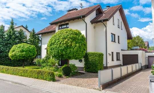 Freistehendes 1-Fam.Haus für die große Familie, mit idyllischem Garten in Neureut