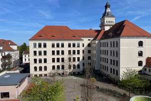 3 Raum Dachgeschosswohnung mit Aufzug und Balkon – Die vollständige Adresse der Immobilie erhältst du vom Anbieter., 4155 Gohlis-Süd, Leipzig – Vorschaubild 3