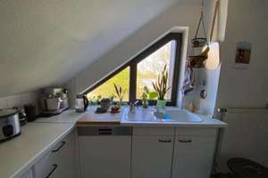 Charmante 2-Zimmer Maisonette in Leverkusen-Küppersteg mit Balkon und Garage. Blick aufs Bayer-Kreuz – Alte Landstraße 185, 51373 Küppersteg, Leverkusen – Vorschaubild 9