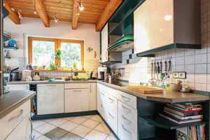 Zögern Sie nicht: Großzügiges EFH mit Garten und 2 Garagenstellplätzen mit guter Anbindung – Tuttlingen (Kreis) – Vorschaubild 10
