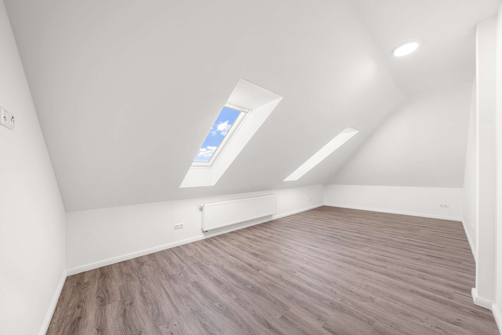 Immobilie in Hohenwestedt - Alle guten Dinge sind DREI - Bungalow mit ausgebautem Dachgeschoss! - Bild 3