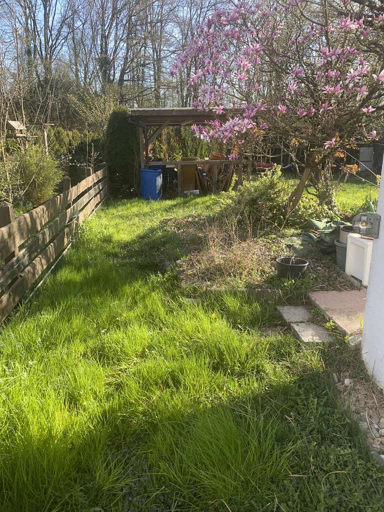 Immobilie in Freiberg am Neckar - 2 Familienhaus mit  zusätzlichem Bauplatz in vorzüglicher Lage von Freiberg - Bild 2