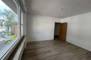 HÖHSCHEID: 2-Zimmer, Wannenbad, BALKON ruhige aber zentrale Lage! – Köcherstr. 6, 42657 Solingen-Mitte, Solingen – Vorschaubild 9