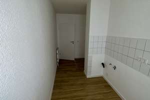 Frisch renovierte 4-Zimmer Wohnung mit Wintergarten in der Südstadt ! – Kleine Düwelstraße 15, 30171 Südstadt, Hannover – Vorschaubild 13