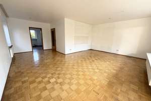 Drei Ebenen, viele Möglichkeiten! Gepflegte Doppelhaushälfte in Brake – Die vollständige Adresse der Immobilie erhältst du vom Anbieter., 33729 Heepen, Bielefeld – Vorschaubild 10