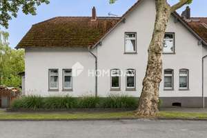 Charmantes Reihenhaus mit großem Grundstück und viel Potenzial – Die vollständige Adresse der Immobilie erhältst du vom Anbieter., 46240 Eigen, Bottrop – Vorschaubild 1