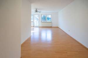 Ihr neues Zuhause in ruhiger Wohnlage – gepflegtes Reihenmittelhaus mit Garten und Garage – Die vollständige Adresse der Immobilie erhältst du vom Anbieter., 89150 Laichingen – Vorschaubild 7