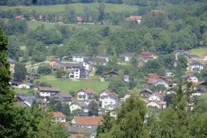 Schnuckeliges Wohnhaus im "Grünen" mit Ausblick im Landkreis Regen – Die vollständige Adresse der Immobilie erhältst du vom Anbieter., 94258 Frauenau – Vorschaubild 4