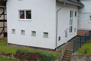 Kuscheliges Wohnhaus mit Potential in Staufenberg-Escherode – Die vollständige Adresse der Immobilie erhältst du vom Anbieter., 34355 Staufenberg – Vorschaubild 1