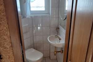 Von PRIVAT in Willich-Schiefbahn : DHH auf 755qm Grundstück incl. 100qm Halle und ca. 400qm Bauland  – Tupsheide 75, 47877 Willich – Vorschaubild 9