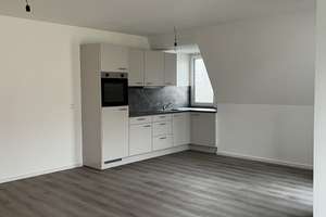 Tolle 2 Zimmer-Wohnung mit Balkon, Einbauküche wartet auf Sie! – Semmelweisstraße 22, 12524 Altglienicke, Berlin – Vorschaubild 6
