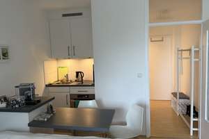 Mitten in Schwabing, ruhiges, möbliertes Apartment Leopoldstr. Nähe  Münchner Freiheit – Die vollständige Adresse der Immobilie erhältst du vom Anbieter., 80802 Münchner Freiheit, München – Vorschaubild 3