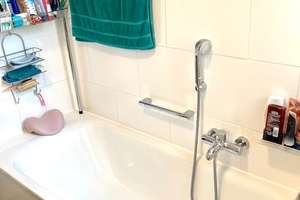 !!! Schöne  Lage - 4 ZKB großer S/W Balkon - EBK - Lift - Echtholzparkett - Wollen wir haben !!! – Die vollständige Adresse der Immobilie erhältst du vom Anbieter., 65189 Südost, Wiesbaden – Vorschaubild 19