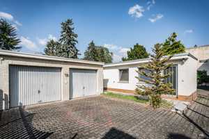 VERKAUFT *Paul & Partner* HAUS, GARTEN UND NACHBARGRUNDSTÜCK ! ! – Frankfurt am Main – Vorschaubild 11