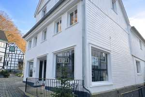 "Schmuckstück" Bergische Gemütlichkeit garantiert! Leben & Arbeiten, in Solingen- Unterburg – Schlossbergstr. 8, 42659 Burg/Höhscheid, Solingen – Vorschaubild 2