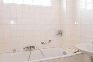 Charmante 2-Zi.-Dachgeschosswohnung mit Balkon und Tiefgaragenstellplatz – Die vollständige Adresse der Immobilie erhältst du vom Anbieter., 22761 Bahrenfeld, Hamburg – Vorschaubild 7