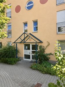 Attraktive 2-Zimmer-Wohnung mit Balkon in ruhigem, zentral gelegenem Pfersee