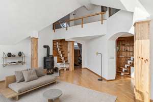 Großzügige, lichtdurchflutete Dachgeschosswohnung mit Süd-West-Dachterrasse und Alpenpanorama – Die vollständige Adresse der Immobilie erhältst du vom Anbieter., 81539 Obergiesing, München – Vorschaubild 3