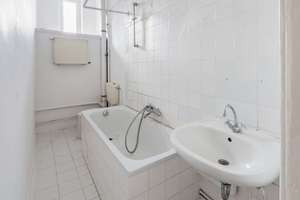 Altbauwohnung mit Balkon und viel Entwicklungspotenzial im beliebten Reuterkiez – Pflügerstraße 75, 12047 Neukölln (Ortsteil), Berlin – Vorschaubild 6