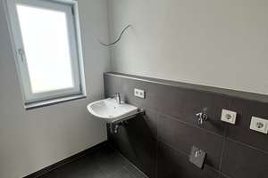 Hochwertige 3-Zimmer-Balkonwohnung nähe Passau zu vermieten – Pfarrer-Siegfried-Kroiss-Strasse 36, 94113 Tiefenbach – Vorschaubild 10