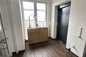 Einzigartige Kombination: Maisonette-Penthouse mit zusätzlicher Erdgeschosswohnung in Toplage – Die vollständige Adresse der Immobilie erhältst du vom Anbieter., 26180 Rastede – Vorschaubild 5