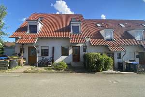 Reihenmittelhaus in Schwerborn – Ruhige Wohnlage, gute Anbindung
