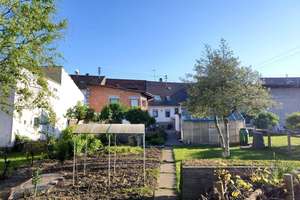 Haushälfte mit 2 separaten Wohnungen, eigenem Garten **OHNE PROVISION** – Die vollständige Adresse der Immobilie erhältst du vom Anbieter., 76684 Östringen – Vorschaubild 2