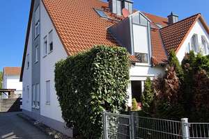 Reihenendhaus in ruhiger Lage (Spielstraße)