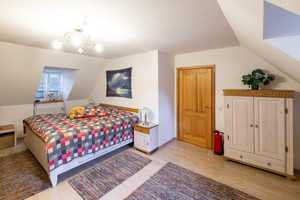 Repräsentatives Landhaus mit Haupt- und Einliegerwohnung sowie Nebengebäuden in schöner Ortsrandlage – Nordfriesland (Kreis) – Vorschaubild 35