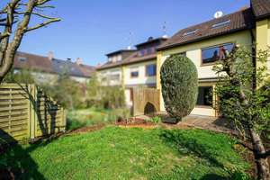 Einziehen statt renovieren: Familienhaus mit viel Platz in N-Pillenreuth – Die vollständige Adresse der Immobilie erhältst du vom Anbieter., 90455 Kornburg, Worzeldorf, Nürnberg – Vorschaubild 4
