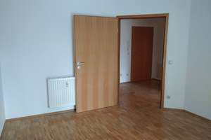 Ruhig am Lech gelegen - helle barrierefreie  2 ZKB mit Wintergarten – Dr.-Otto-Meyer-Str. 34, 86169 Lechhausen-West, Augsburg – Vorschaubild 8