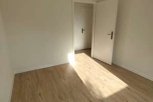 **GERICHTSVIERTEL- Gepflegte Wohnung mit Duschbad & Vinylböden** – 44135 Kaiserbrunnen, Dortmund – Vorschaubild 10