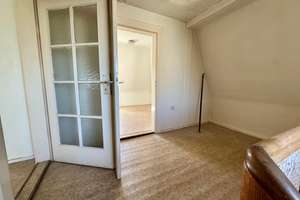 RESERVIERT! Stadtvilla mit zweigeteiltem Grundstück in bevorzugter Wohnlage – Die vollständige Adresse der Immobilie erhältst du vom Anbieter., 95326 Kulmbach – Vorschaubild 15