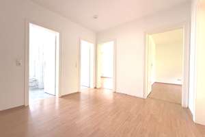 Renovierte, großzügige 3-Zi-Whg. mit EBK & Loggia – Lister Kirchweg 57B, 30163 List, Hannover – Vorschaubild 19