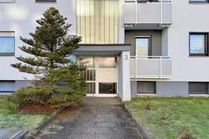Aussichtsreiche 2-Zimmer Wohnung mit Balkon und Tiefgaragenplatz in Scharnhausen – Esslingen (Kreis) – Vorschaubild 4