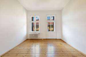 Zwei Balkone, viel Licht und Ruhe – bezugsfreie 3 Zimmer in Charlottenburg – Die vollständige Adresse der Immobilie erhältst du vom Anbieter., 10589 Charlottenburg, Berlin – Vorschaubild 2